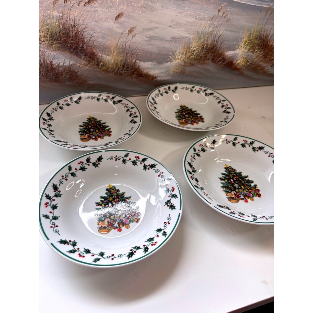 GIBSON Tree Trimmings Soup Bowl Set of 4 MINT